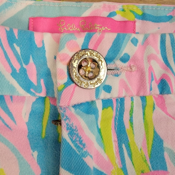 Lilly Pulitzer Shorts - Picture 4 of 12
